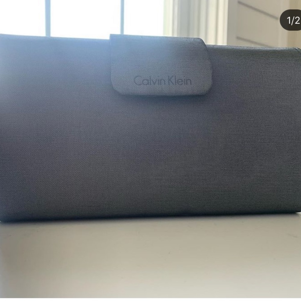 Calvin Klein grey clutch